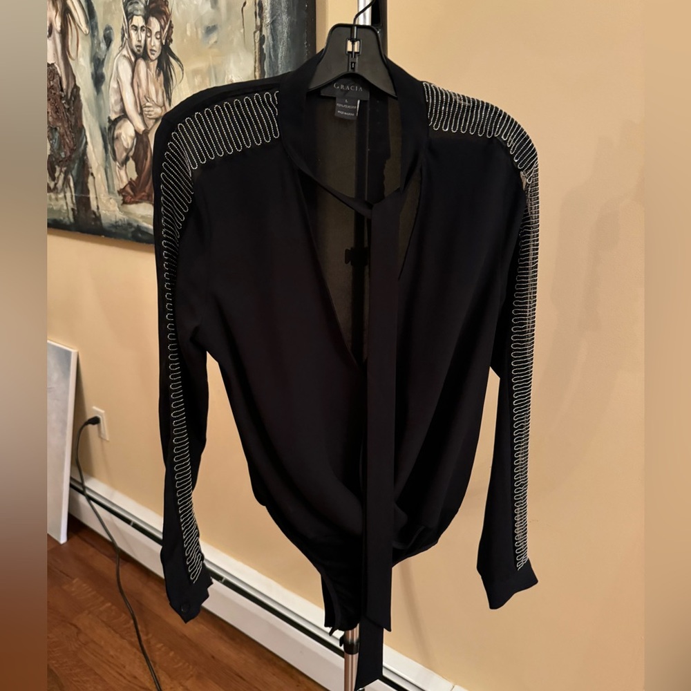 Blouse bodysuit. Fits size M or L